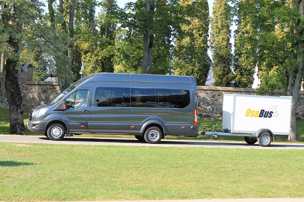 Kleinbusvermietung Mit Fahrer. Privater Minibus Mieten